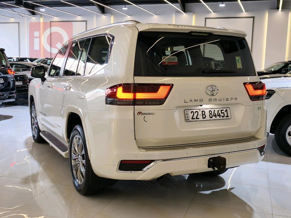 تويوتا لاندكروزر